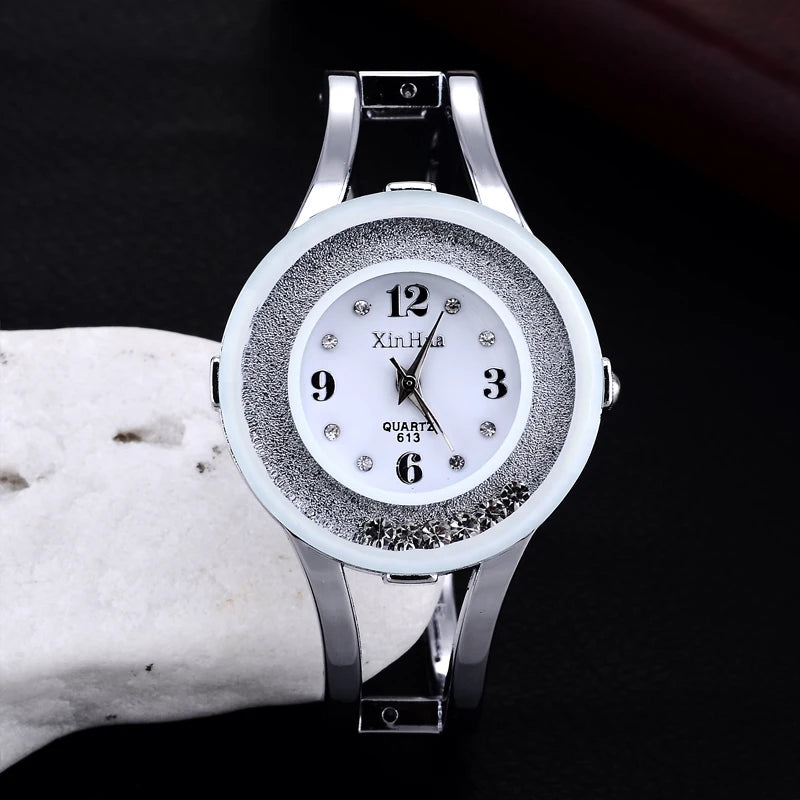 Relógio Bracelete Lux