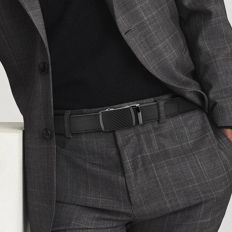 Cinto Masculino de Couro Detalhe Fino