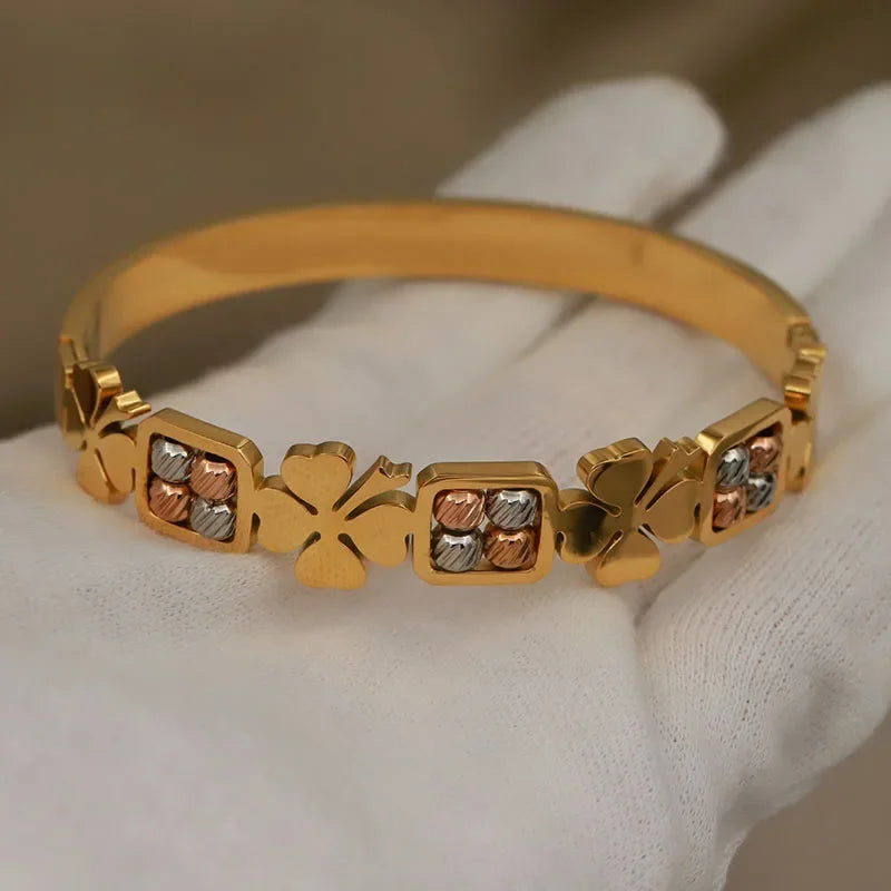Pulseiras Feminina Flor da Sorte