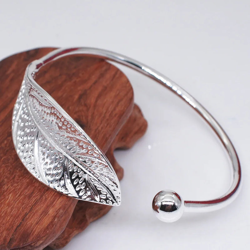 Pulseira Prateada Folha