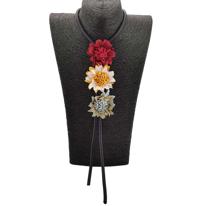 Colar Flores